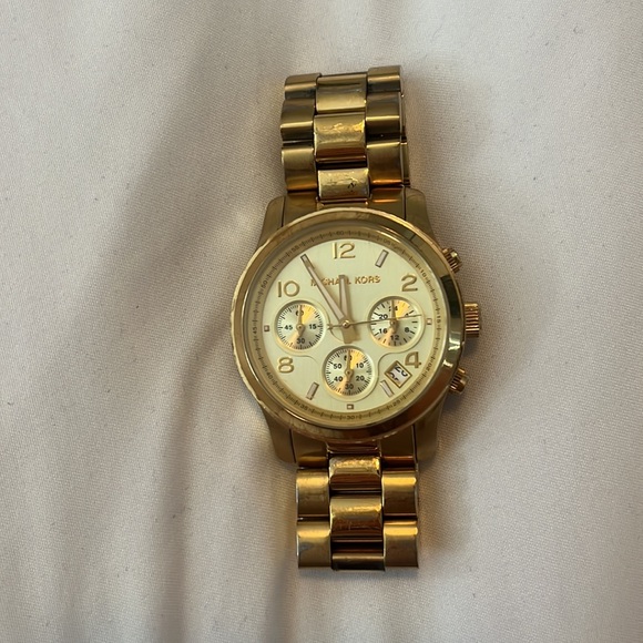 Michael Kors Runway Gold-Tone Watch - Picture 4 of 9